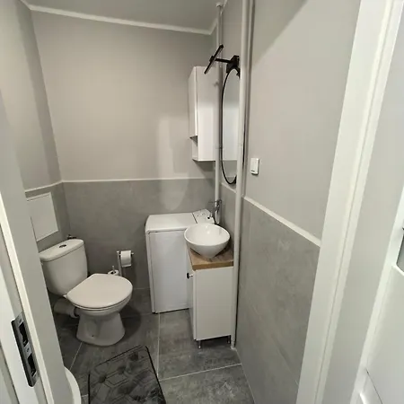 Mieszkanie W Centrum Blisko Dworca Apartment *